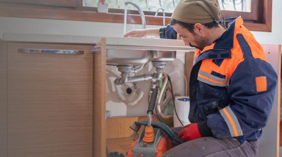 home faucet repair service in Farmdale, OH